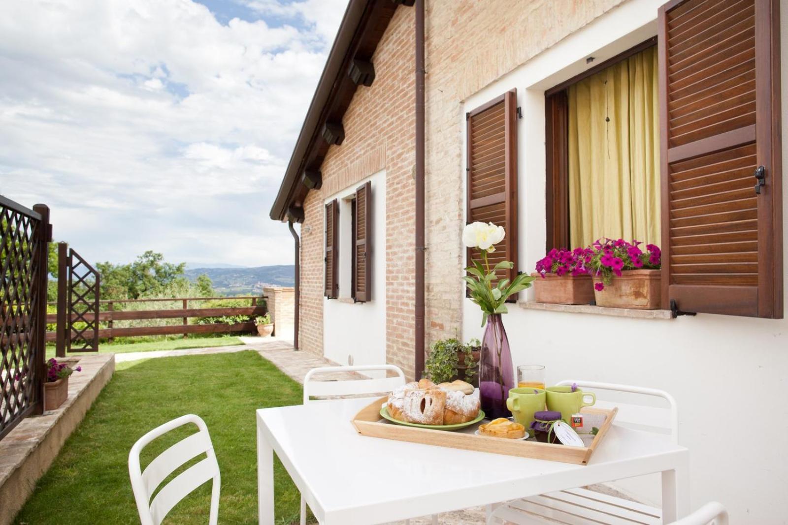 Agriturismo Il Vecchio Mandorlo Perugia Room photo